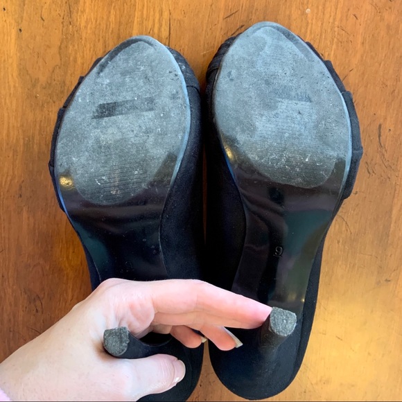 Kelly & Katie Black Open Toe Heels - Picture 3 of 7